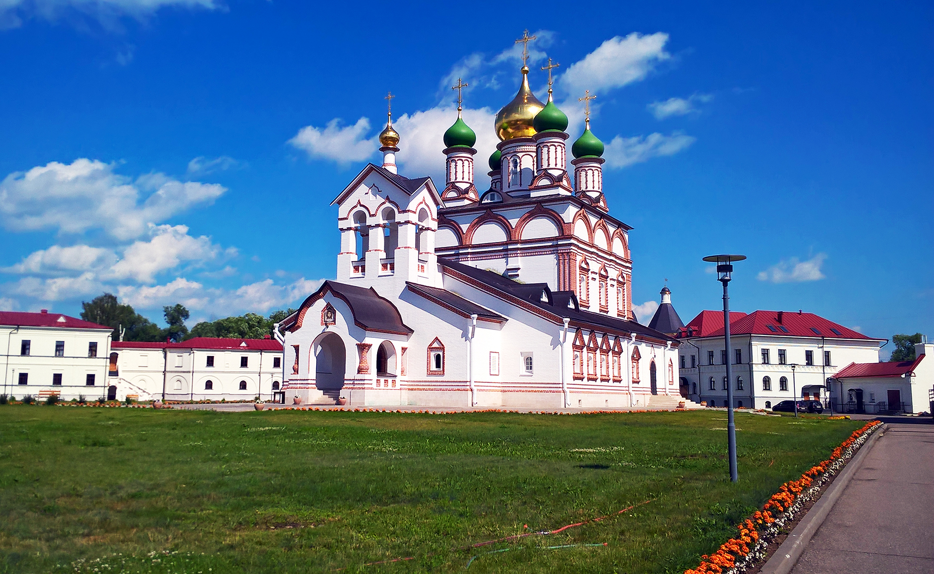 Троице-Сергиев Варницкий монастырь